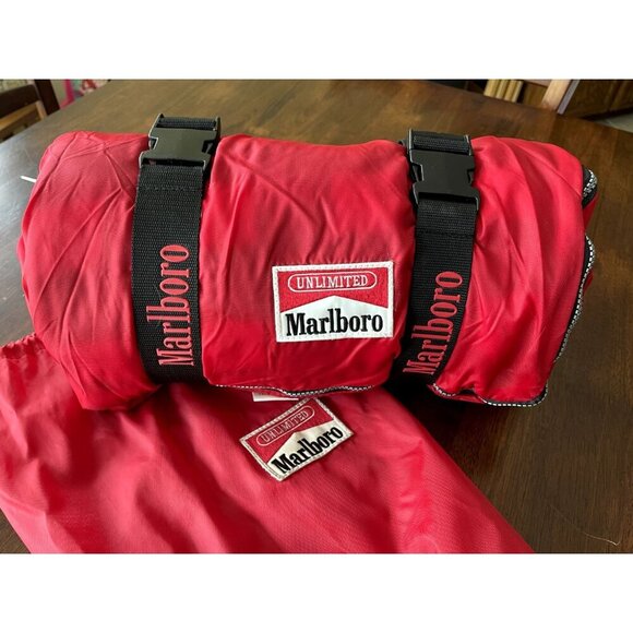 Vntg Marlboro Unlimited Sleeping Bag Adult Fleece Lined & Carrying Zip Packable - Picture 6 of 7